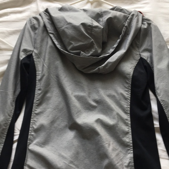 Roxy Lightweight Jacket - Picture 4 of 4